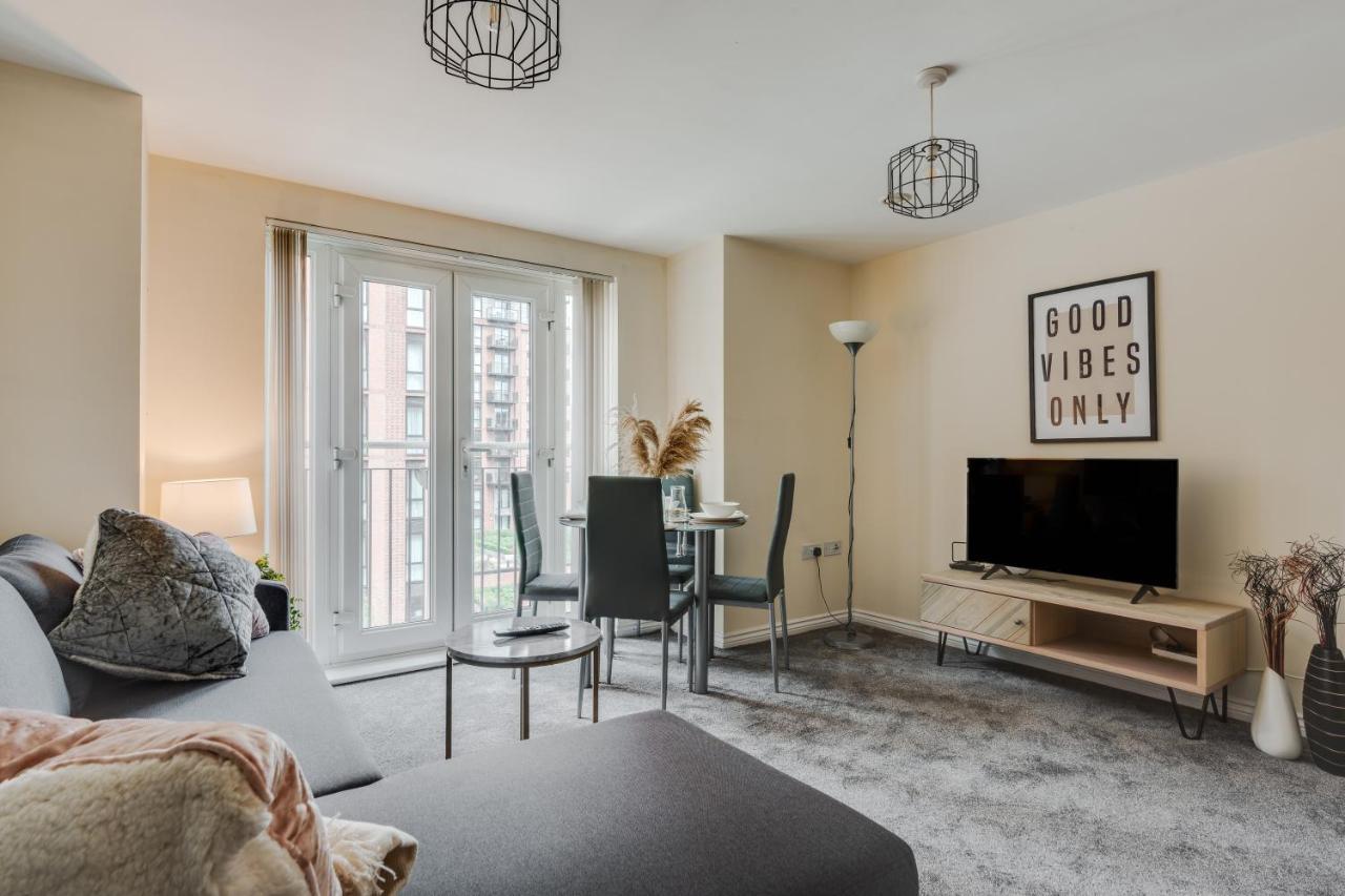 Stylish 2 Bed Manchester Flat Bagian luar foto