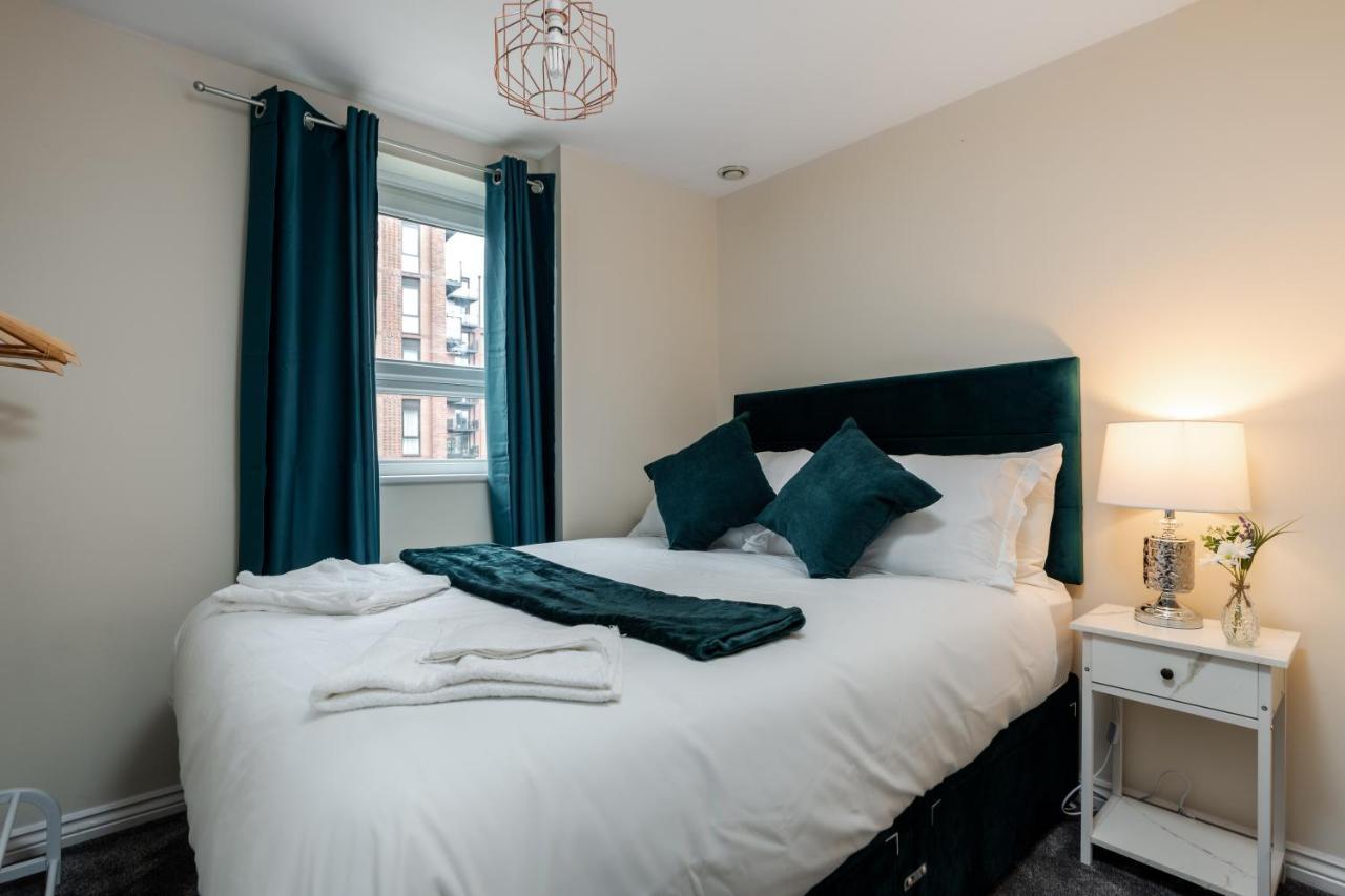 Stylish 2 Bed Manchester Flat Bagian luar foto