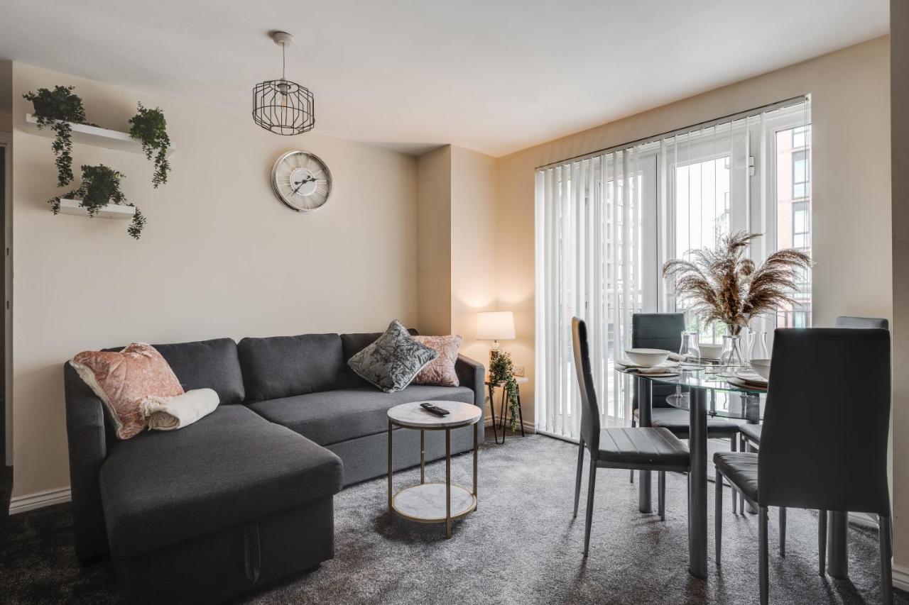 Stylish 2 Bed Manchester Flat Bagian luar foto